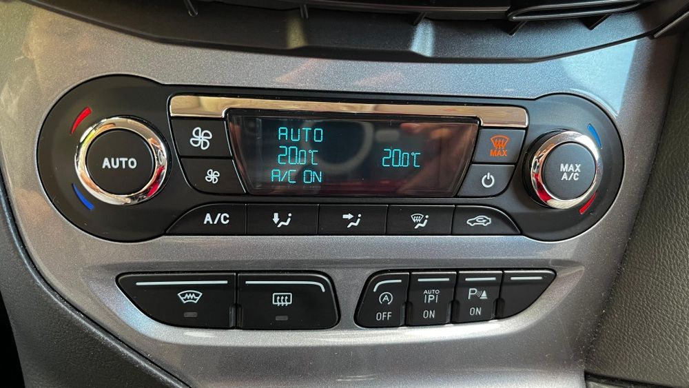 Ford Focus 1.6 i turbo 150 cp 2012