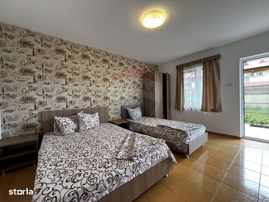 Casa si pensiune la pret atragator in 2 Mai Limanu Constanta