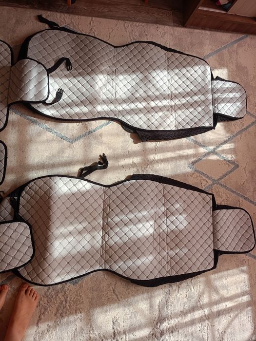 Продам чехлы на ауди