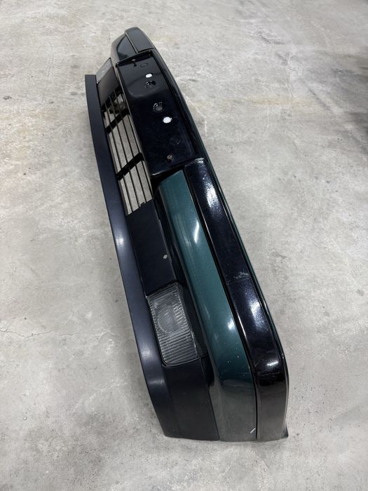 Передний бампер на бмв Е34 оригинал