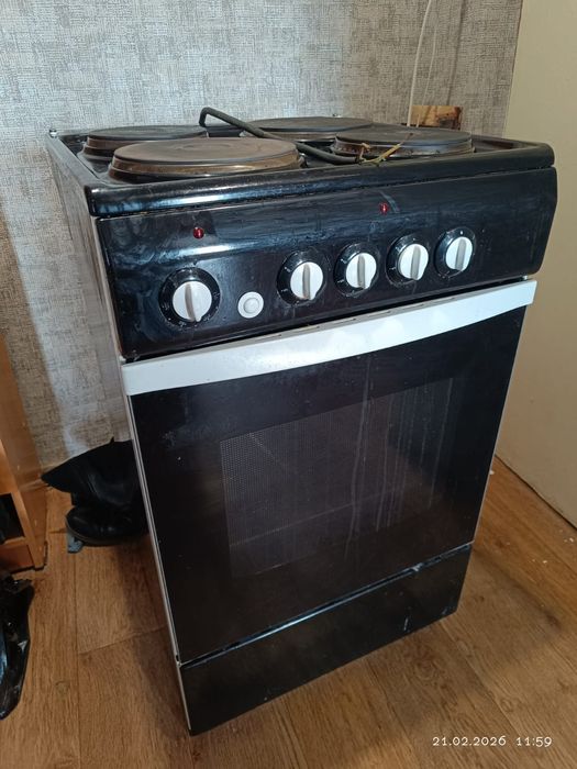 Продам плиту электрическую