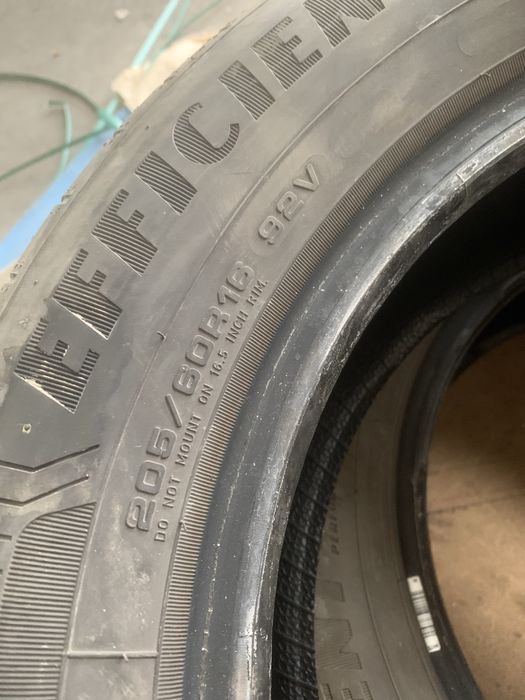 205/60/16 Goodyear Dot 4523