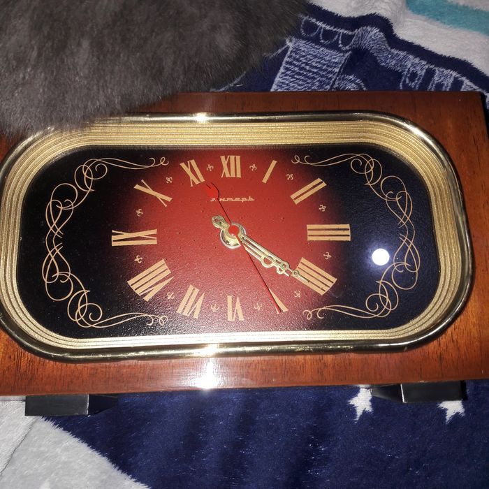 Часы винтажные Янтарь