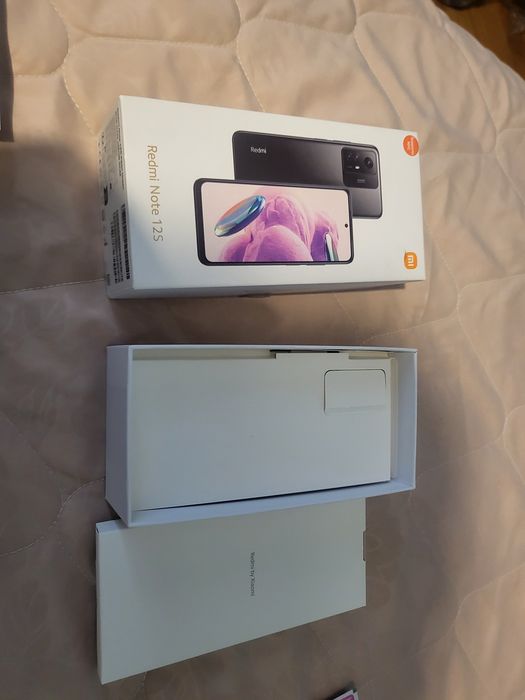 Телефон Xiomi Redmi note 12S