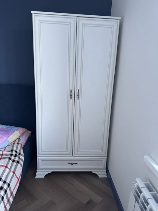 Шкаф 2-х дверный и 1-дверный