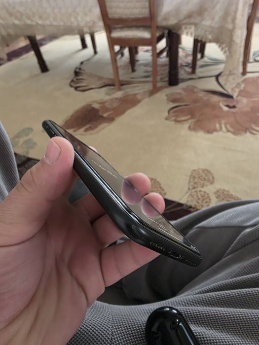 Iphone XR 128GB продаю телефон