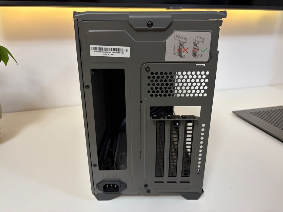 Cooler Master NR200P Max + AIO 280mm