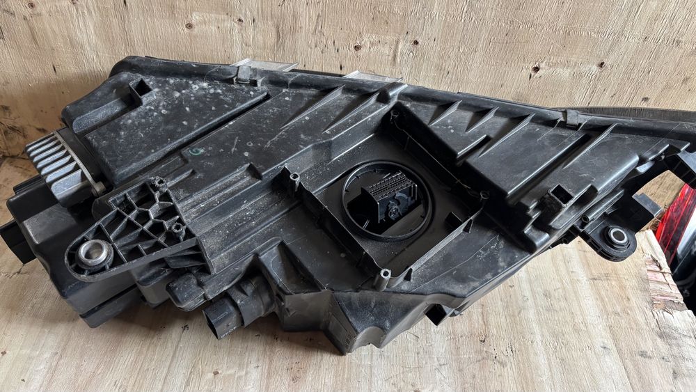 Фар за Skoda Octavia 3 led