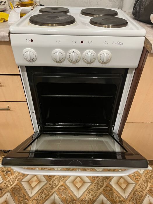 Продам кухонную плиту