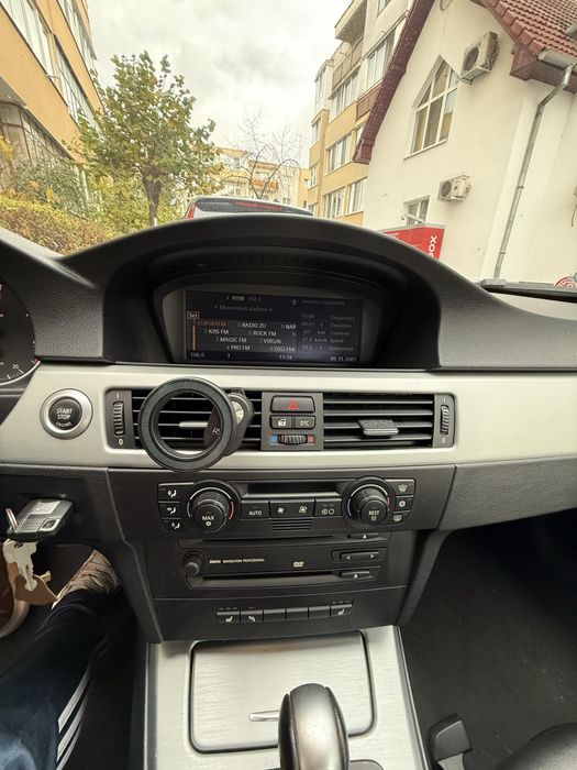 BMW Seria 3 320D E90
