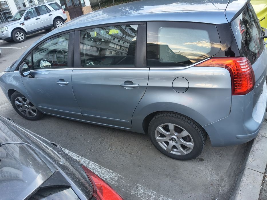 PEUGEOT 5008 2012 — imagine 4