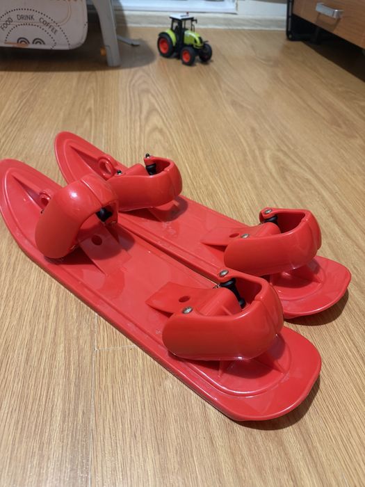 Продам лыжи для коляски