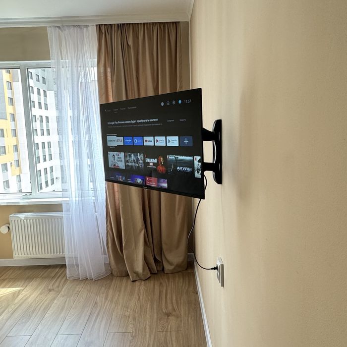 Установка телевизора и кронштейна