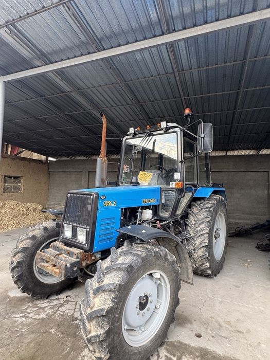 Traktir Belarus sotiladi srichna