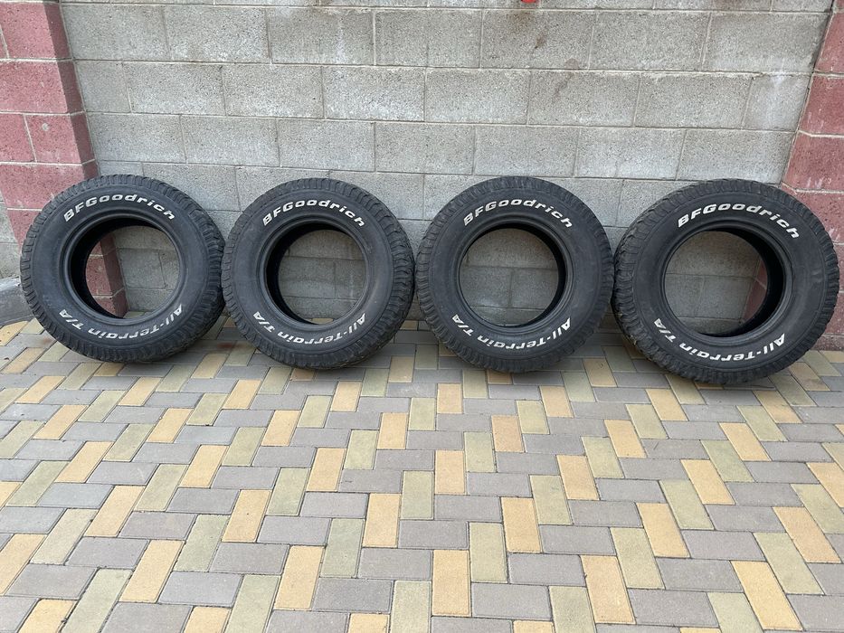 BF Goodrich All-Terrain T/A 265/70 R16
