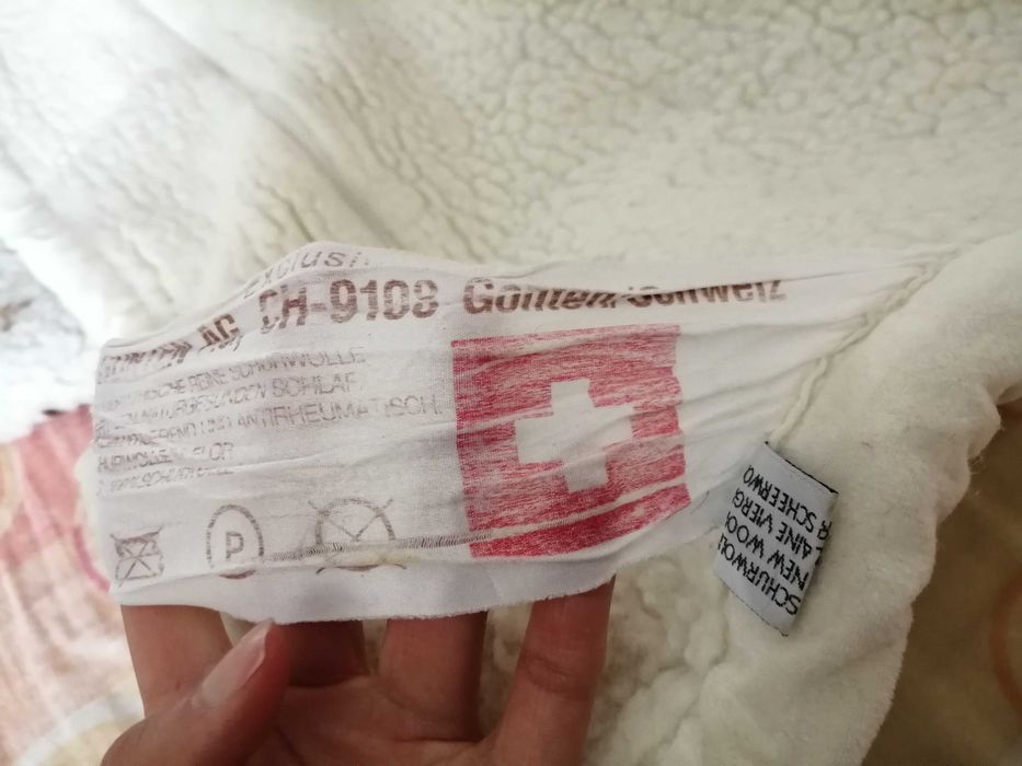 Дебело вълнено двулицево одеяло китеник завивка 180 см х 125 см