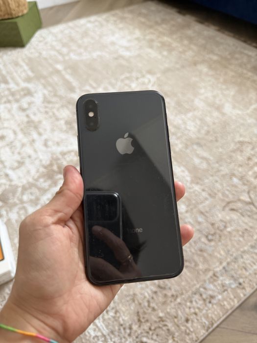 iPhone XS 64гб в идеальном состоянии