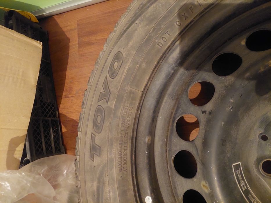 Запаска шина с дискам