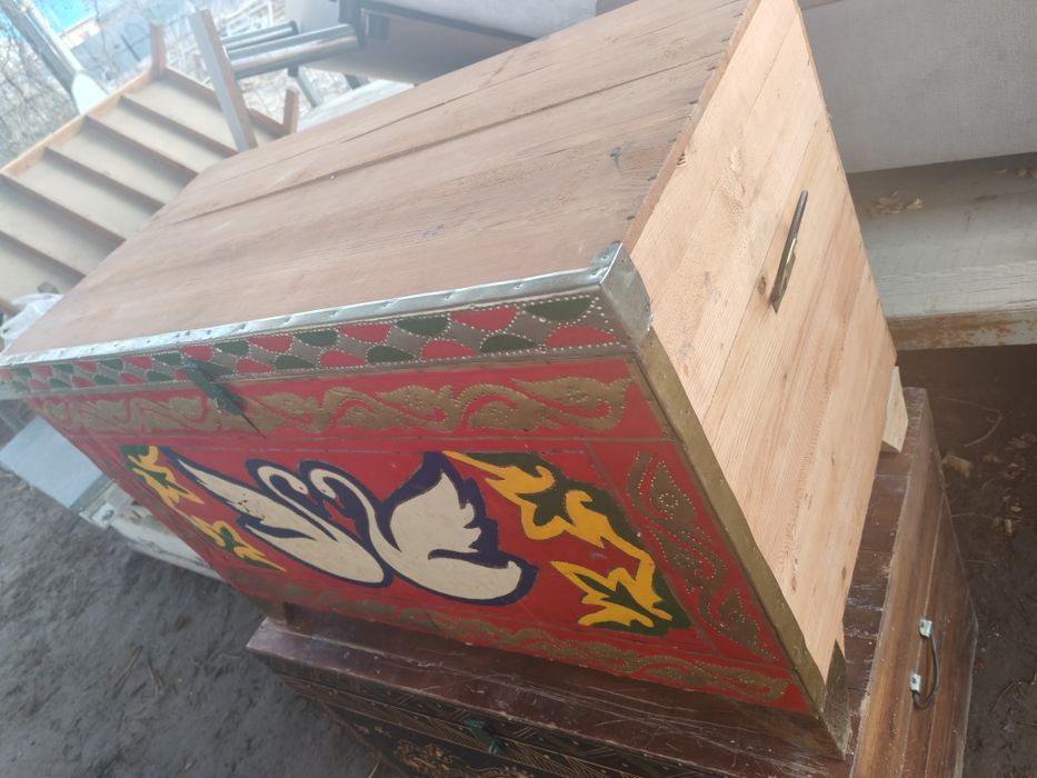 Осы сандықтар сатылады б, у