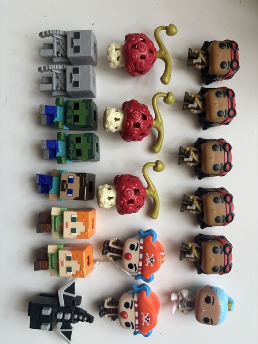 One piece/minecraft kinder joy