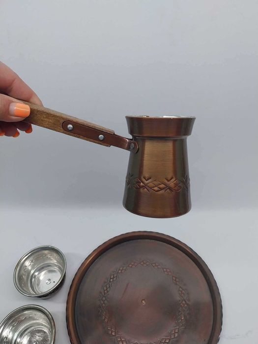 Сервиз от мед, Поднос, Джезве и две чаши за кафе
