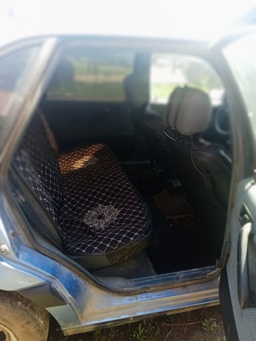 Продам машину Фольксваген Пассат б3