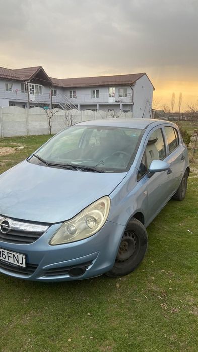 Vând Opel corsa  urgent
