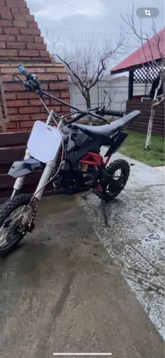 Vand cross 125cc model nitro motors.Negociabil!