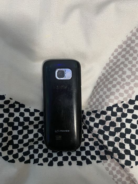 Nokia C2-01 – telefon clasic cu tastatură