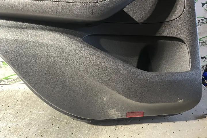 Fata / Tapiterie usa spate stanga Mercedes-Benz GLE 2020