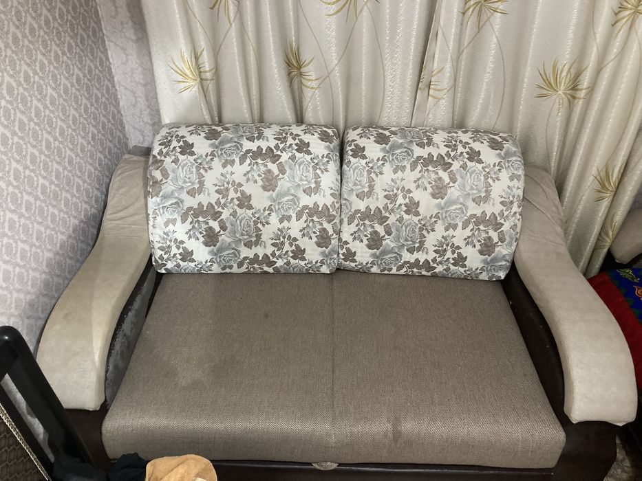 Продам диван комплект!! Срочнооо! Диван и мини диван!!
