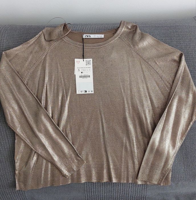 Bluza noua cu eticheta Zara