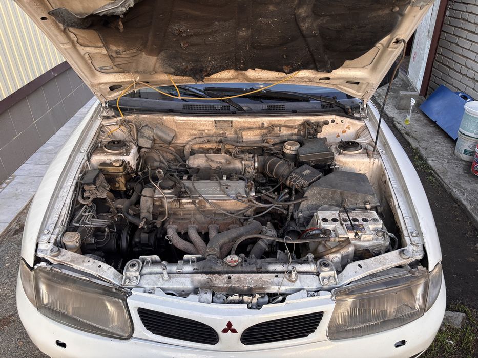 Mitsubishi Carisma 1996