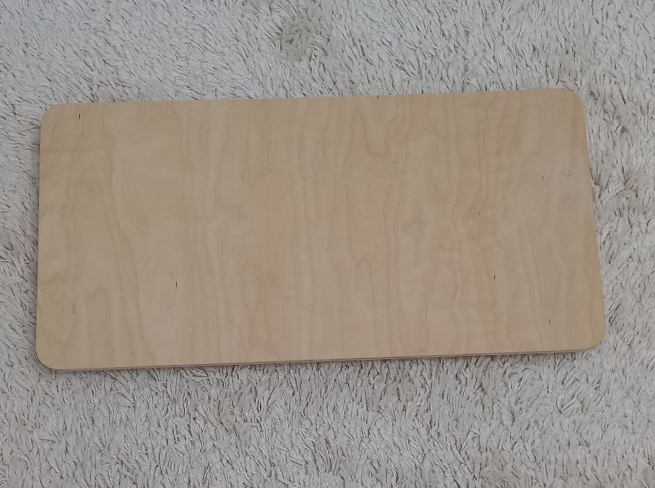 Продам мини-столик для постели