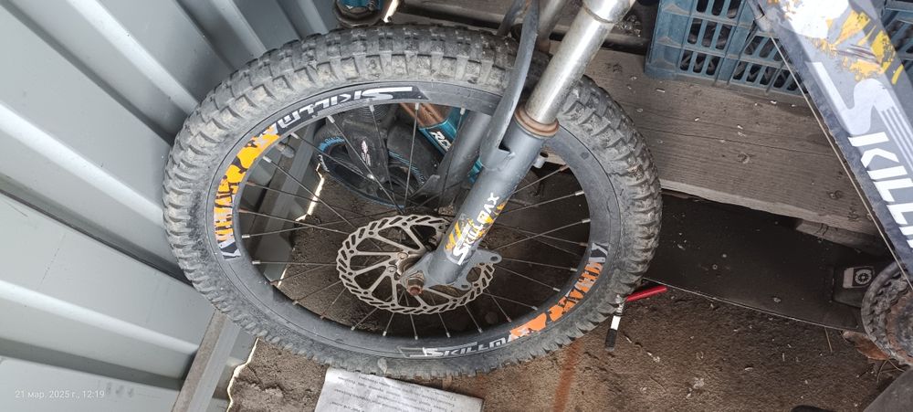 Велосипед колеса 20 х 2.40