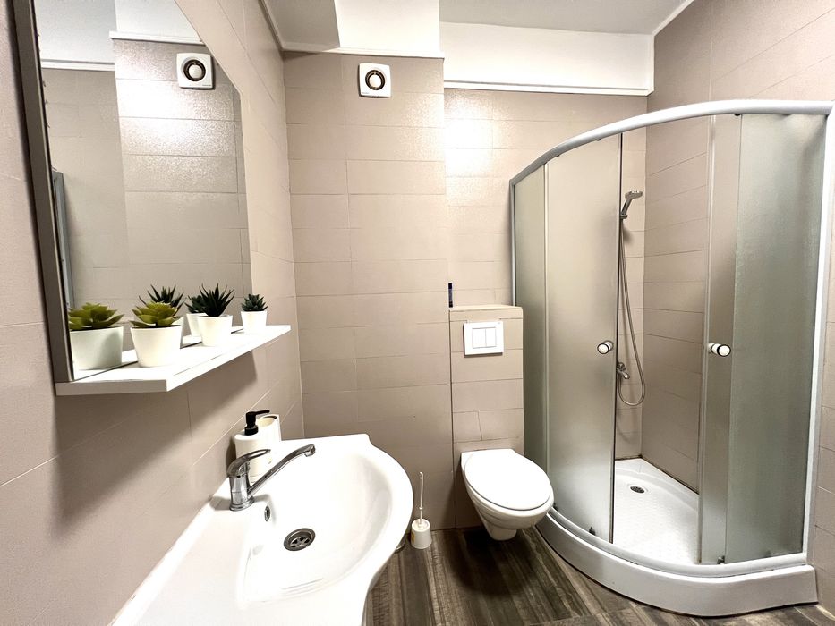 Inchiriez apartament cu 3 camere in Navodari - Mamaia Nord