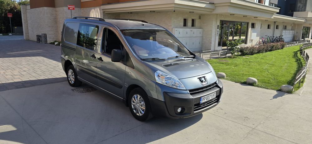 Peugeot Expert 1.6 HDi 90 к.с. | Климатик | Теглич | Парктроник | Регистриран