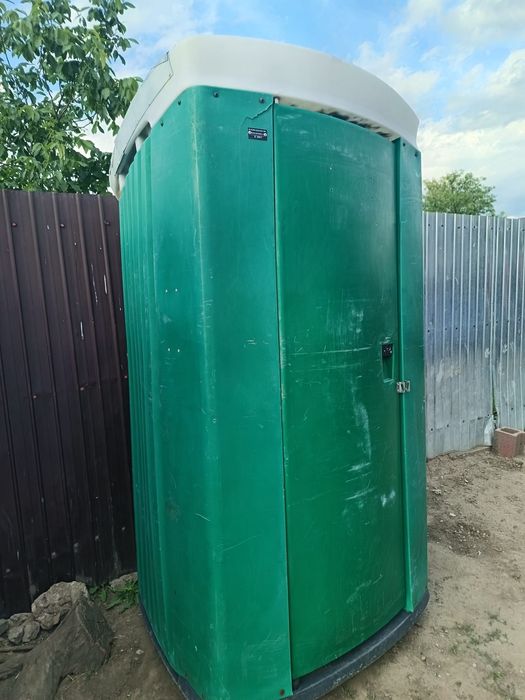Wc mobil - curat și igienizat - Toaleta publica -