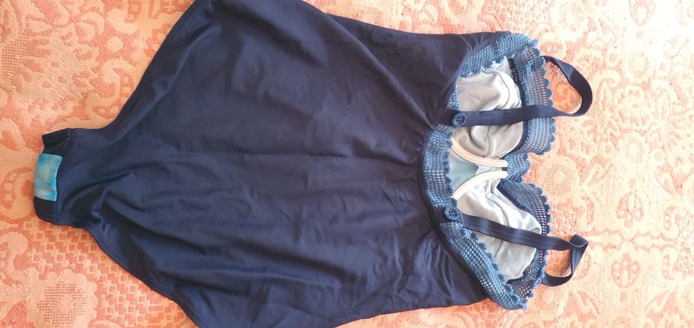 Купальник  женский  б/у ,48-50