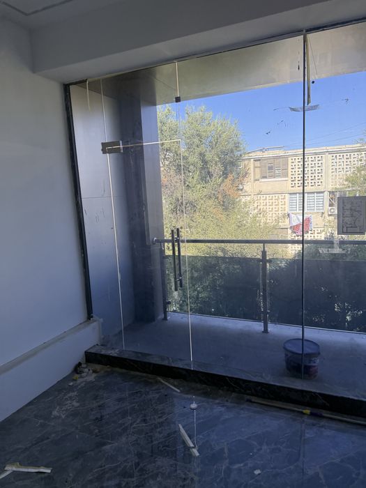 Сдается в Аренду 3 этаж 150квадратов новый евро ремонт с техникой