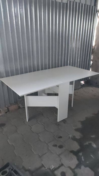 Продам Стол книжку