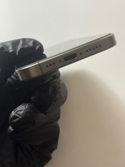 Продам Айфон 15 про/Iphone 15 pro