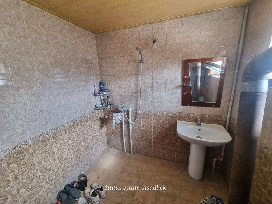 Hovli.  Samarqand viloyati Pastdarğom tumani Nayman