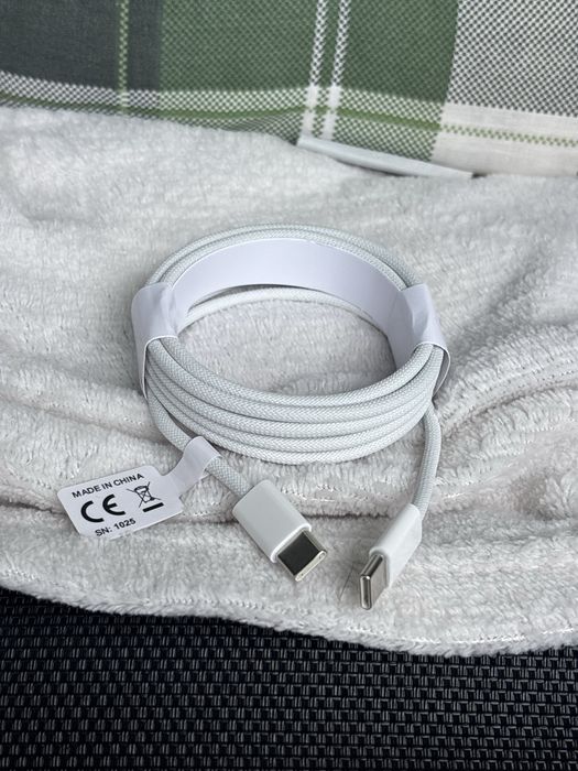 Cablu iPhone 2 metrii USBC intrare si USBC iesire, nou
