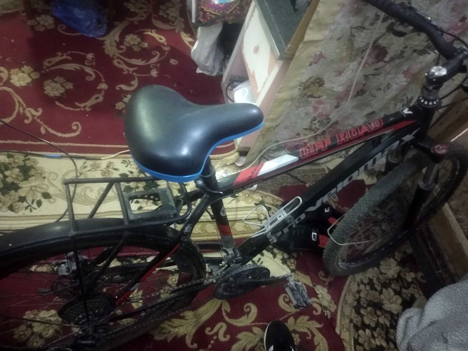 Velisaped 2 ta bor uyda yotkan xamma joyi j 2 ta bor uyda yotkan