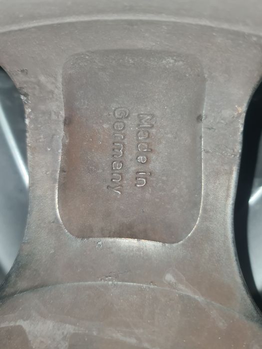 Vând jante aliaj dezent 15"