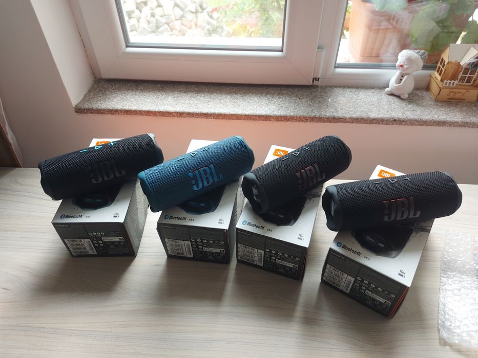 Vând Boxa jbl flip 7