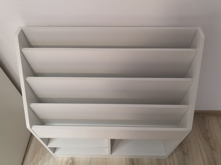 Bibliotecă pentru copii