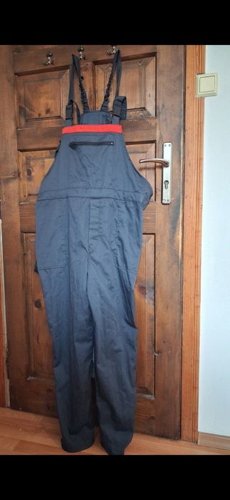 Работно облекло яке 20 евро и гащеризон 15 евро със супер качество