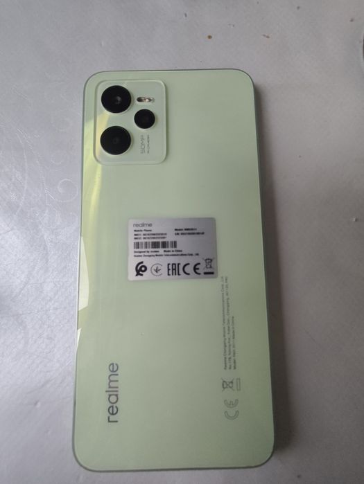 Продам телефон Realme c35